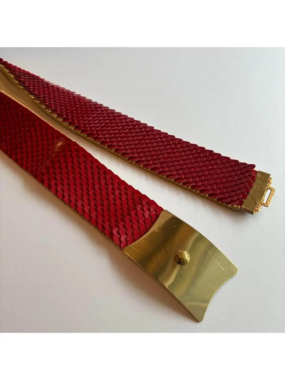 Vintage Red Fish Scale Elastic Belt Disco Glam Stretch Belt Gold Tone Clasp S M